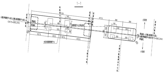 上层门式墩顶帽截面图